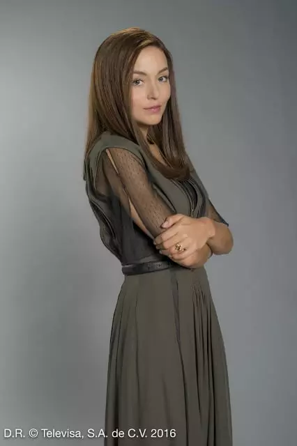 AngeliqueBoyer_TresVecesAna