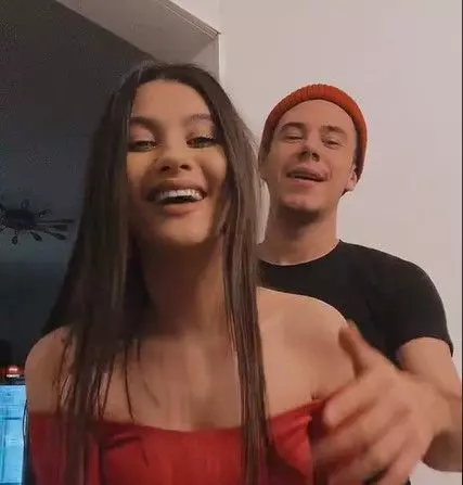 Adi Istrate Erika Isac2