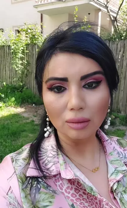 adriana bahmuteanu 87