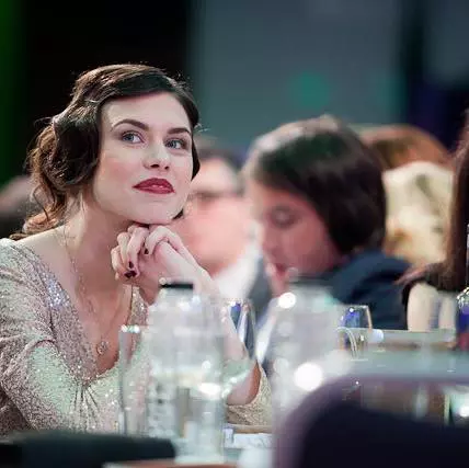 ana ularu 976