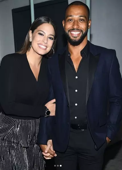 Ashley-Graham-e-insarcinata2-2