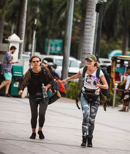 3Lia-Bugnar-de-la-Asia-Express