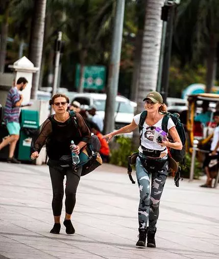 3Lia-Bugnar-de-la-Asia-Express