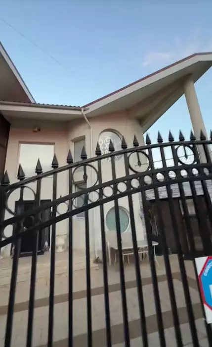 casa-adrian-minune 4