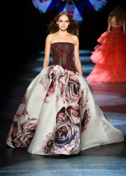 Monique Lhuillier colectia toamna iarna 2016-2017