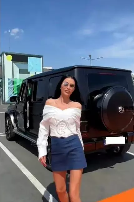 daniela crudu fusta mini