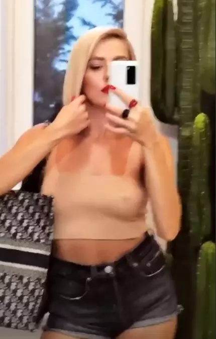 Lidia Buble sexy3