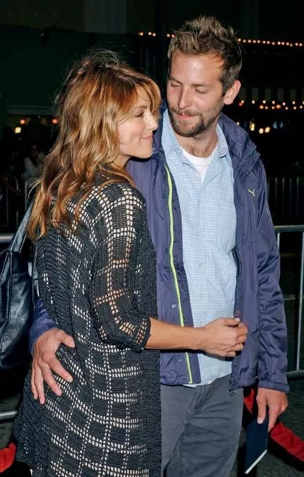 Cu Jennifer Esposito