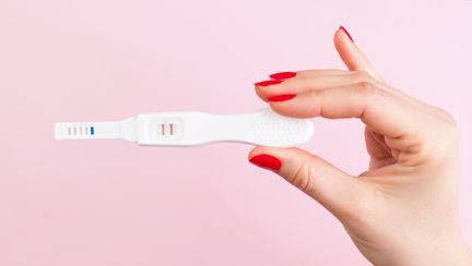 5 semne ca ar trebui sa faci un test de sarcina