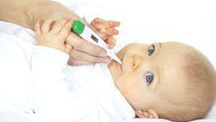 Remedii naturiste pentru febra copilului