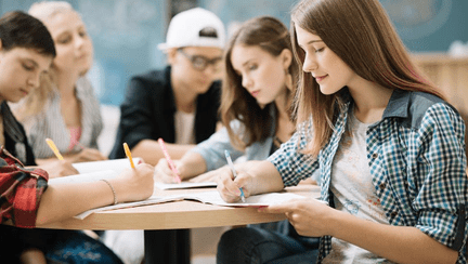 (P) Înapoi la școală! Ține-ți copilul în siguranță