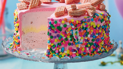 Tort roz bonbon