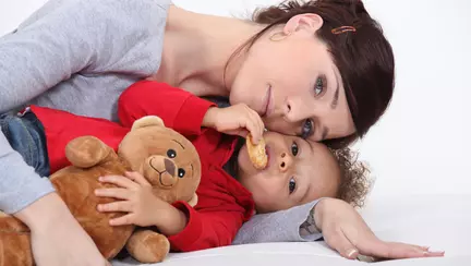 Cum ii spui ca e adoptat?