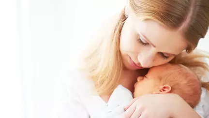 Nevoile bebelusului in primele saptamani dupa nastere