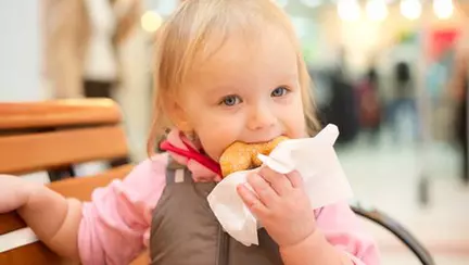 Alimente periculoase pentru copii