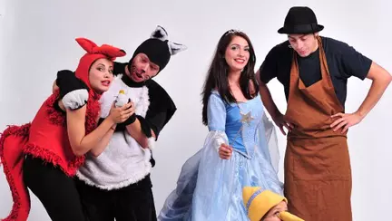 Zurli te invită la teatru