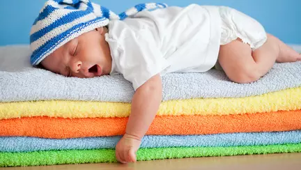 Cum îl înveți să doarmă în 7 zile