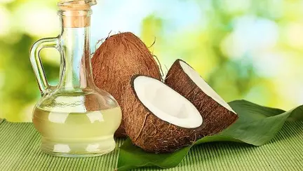 Uleiul de cocos - secretul vedetelor de la Hollywood!