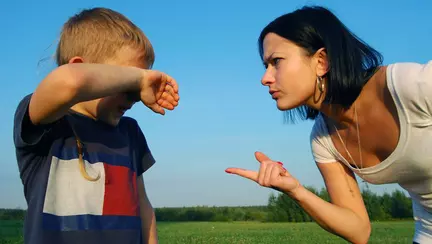 Ce impact psihic are violenţa fizică asupra copilului