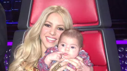 Băiețelul Shakirei, alături de mama sa, în juriul show-ului „The Voice“