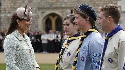 Burtica lui Kate Middleton este prea mică la 6 luni? Iată ce spun medicii!