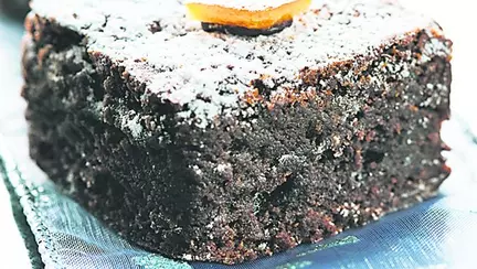 Negresă cu nuci și stafide