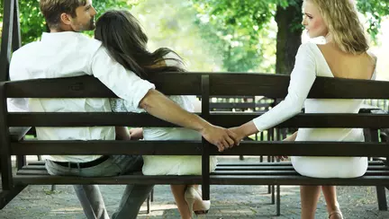 În căsnicie: ce faci când apar tentațiile?