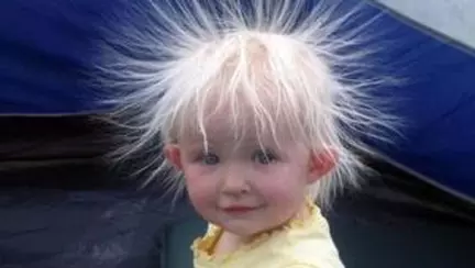 Îți place cum m-am coafat?