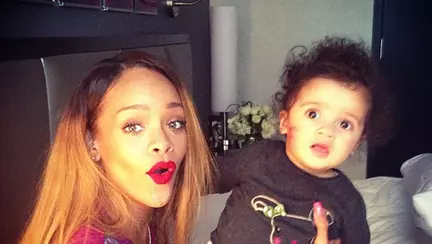 Rihanna s-a despărțit, dar tot vrea copil