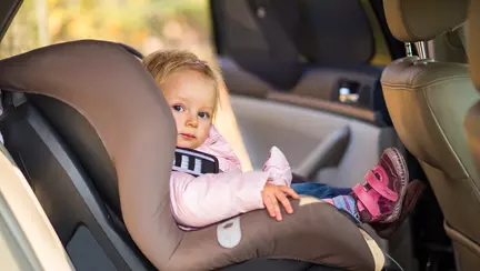 Siguranța în mașină - folosește corect scaunele auto pentru copii!