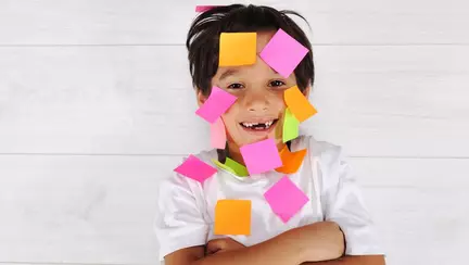 Nu-i mai pune copilului ”etichete”!