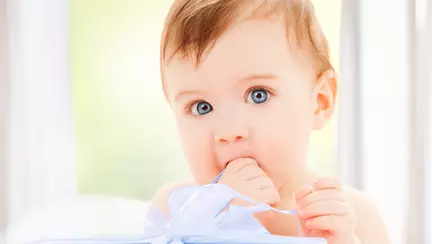 Valori materiale versus educaţie