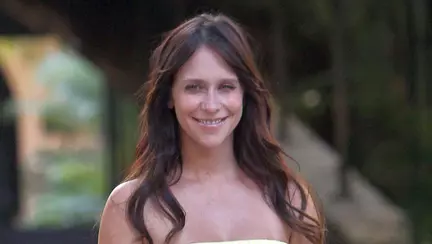 Mămici cu stil: cum să te îmbraci ca Jennifer Love Hewitt