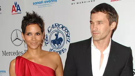 Uite cum îl cheamă pe fiul lui Halle Berry 