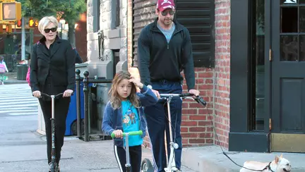 Uite cum merge Hugh Jackman la școală!