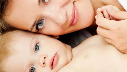 Cum să comunici cu bebelușul tău