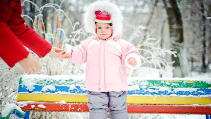 De ce copilul vrea în brațe? - psihologul explică