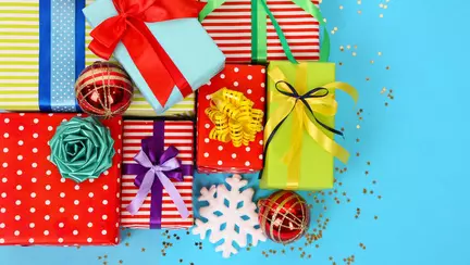 Idei creative: cum împachetezi un cadou