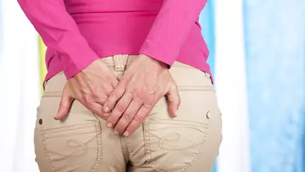 Remedii naturale care te scapă de hemoroizi