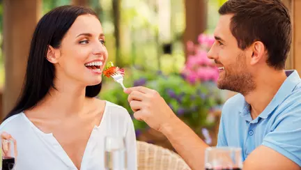 Canicula şi dieta: ce mănânci în zilele fierbinți!