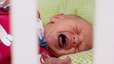 4 feluri în care să-l liniștești cand are colici