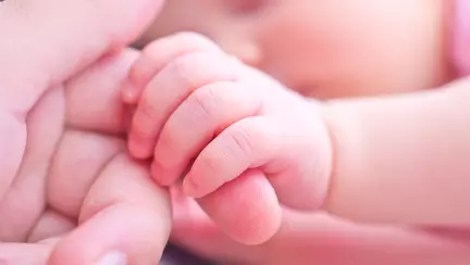 Prima noapte acasă cu bebelușul tău - 3 trucuri care te ajută