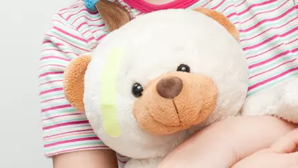 Copilul s-a lovit – când să suni la urgență