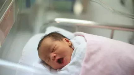 Ce spune ziua săptămânii în care s-a născut despre copilul tău