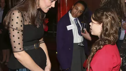 Kate Middleton - în sfârșit, i se vede burtica