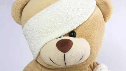 Când copilului i-a intrat ceva în ochi