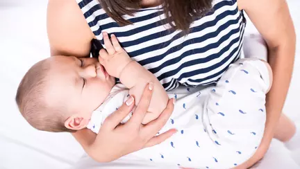 Legănatul bebelușului - de ce e bun