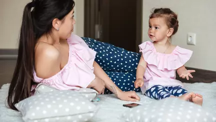 3 întrebări pe care să le pui copilului în fiecare seară