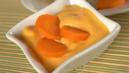 Piure de soia cu morcovi și iaurt