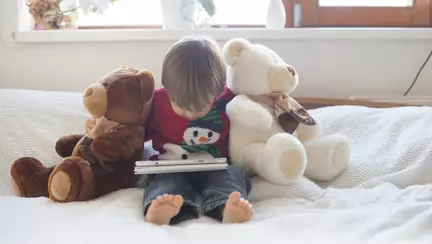 Riscurile folosirii in exces a tabletei, telefonului sau laptopului